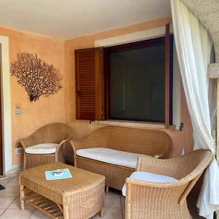 度假居 Villetta Porto San Paolo