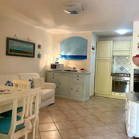 Villetta Porto San Paolo 펜션